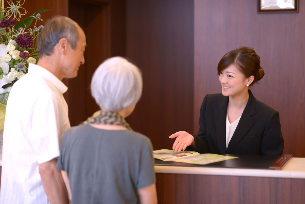 ホテルライクなおもてなしと親身な見守りで、入居者様の幸せな暮らしを支えます。